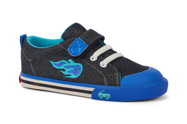 Stevie Black/Blue Flame