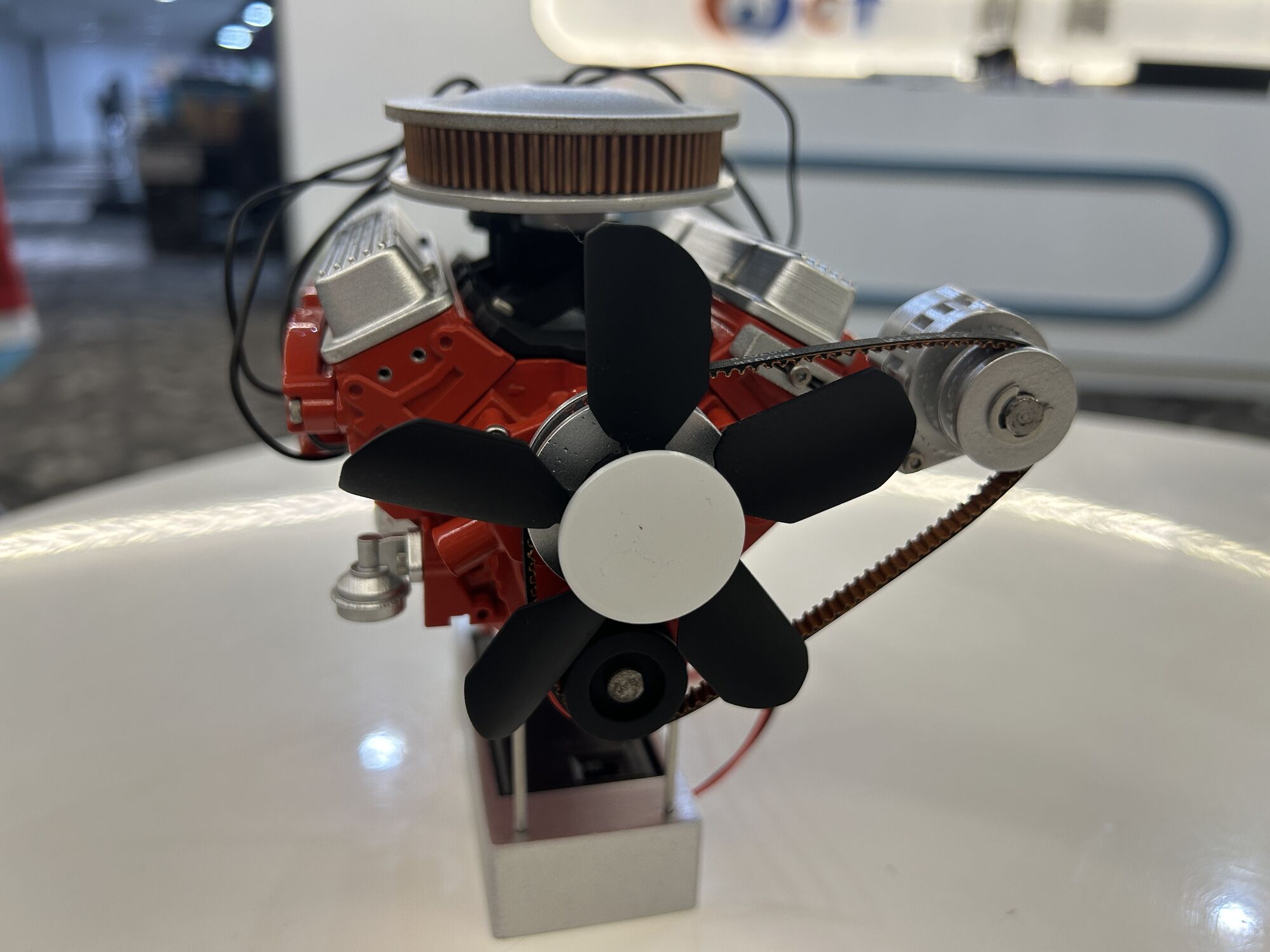 ENJOMOR 1/6 Scale V8 Internal Combustion Engine Model Kit that Works-Build Your Own V8 Engine