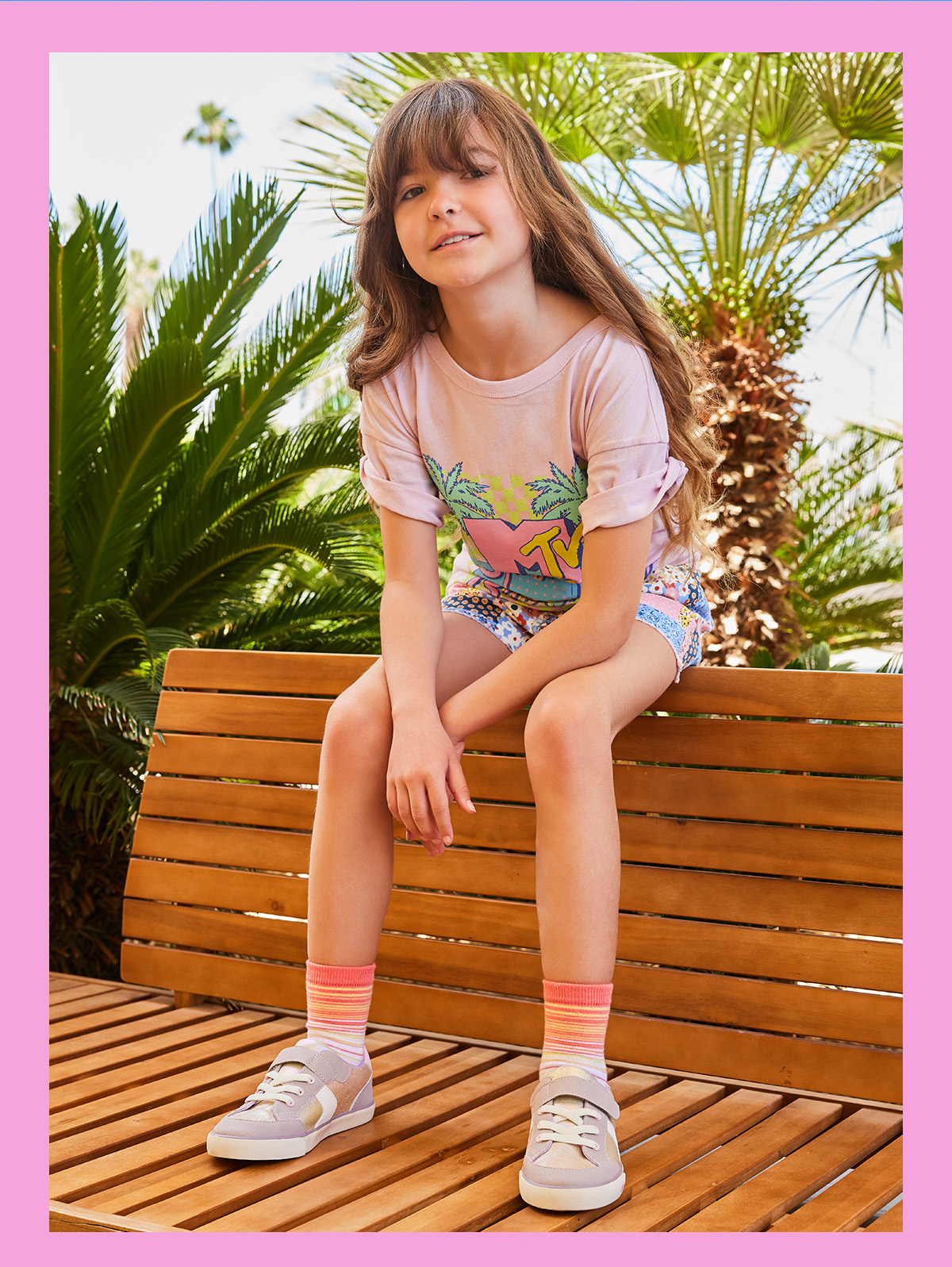 Girl wearing the Connor Gold sneaker
